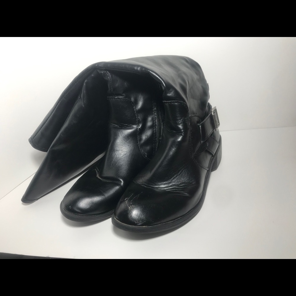 Long Black Calf Length Boots - Picture 8 of 8